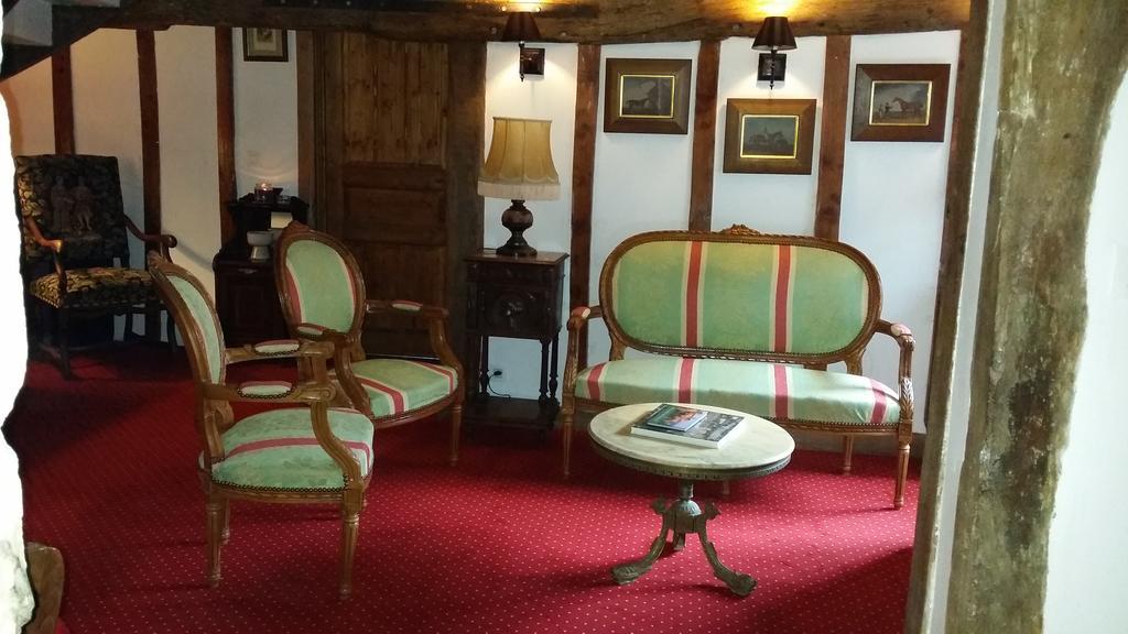Les Trois Cheminees Chambres D'Hotes Livarot-Pays-d'Auge Exterior foto